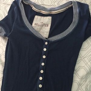hollister tee shirt